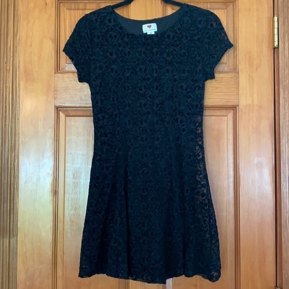 one clothing Dresses & Skirts - Lace Overlay Dress